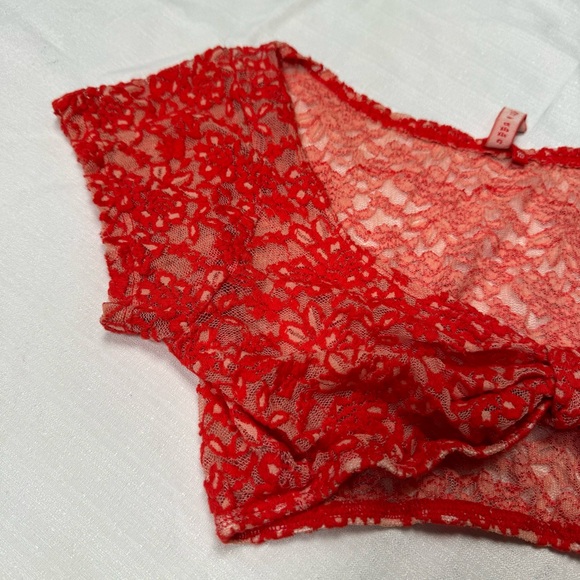 Red lace halter top sheer tie front coral small festival - Picture 2 of 11